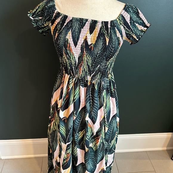 Boho Floral Print Off Shoulder Dress - Perfect for Every Adventure! - Picture 4 of 7